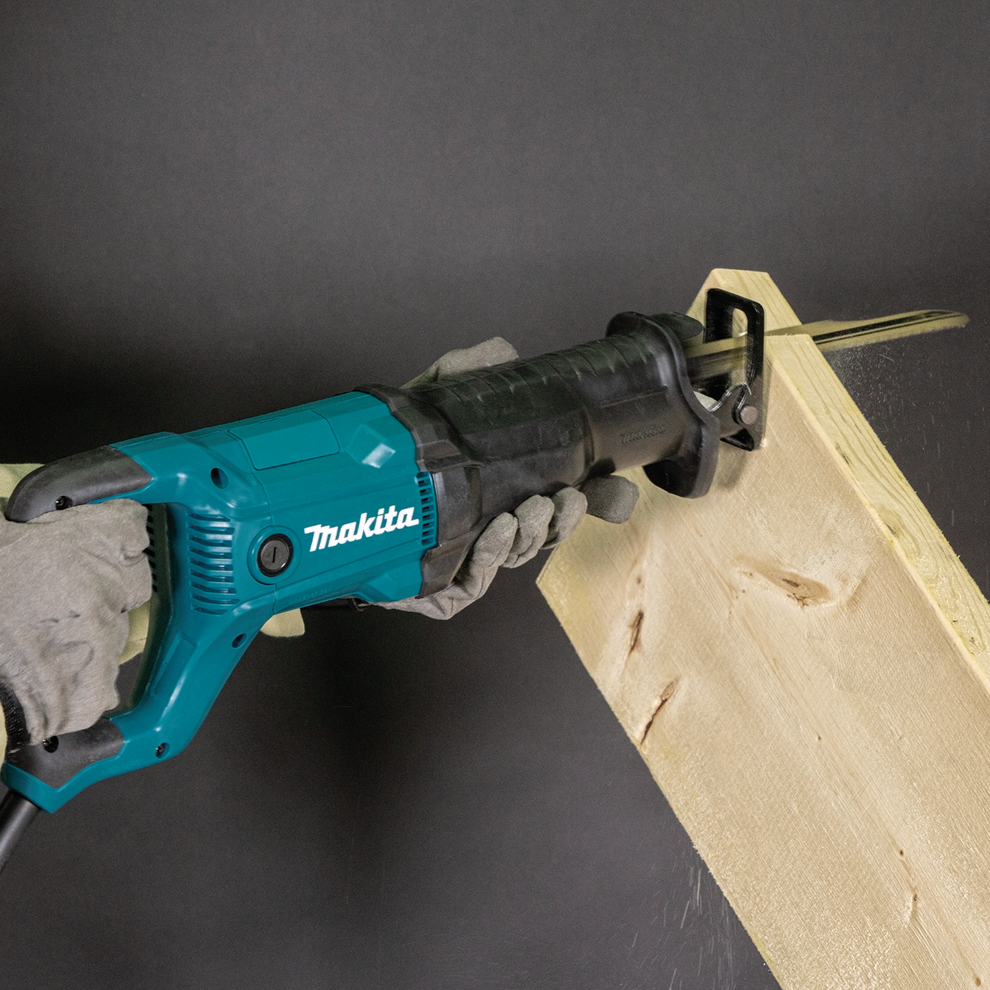 Makita 12 Amp Corded Reciprocating Saw Factory Serviced