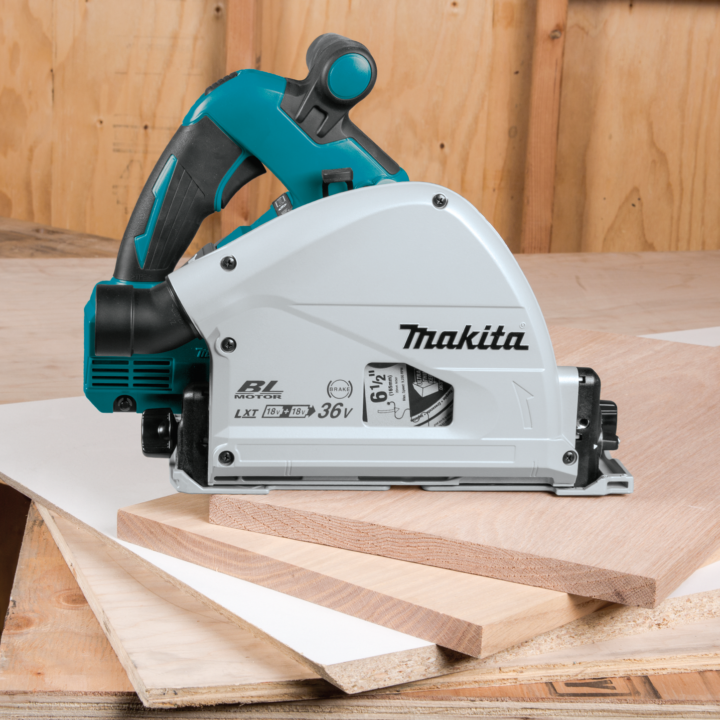 Makita 36 Volt (18V X2) Brushless 6 1/2 Inch Plunge Circular Saw Factory Serviced (Tool Only)