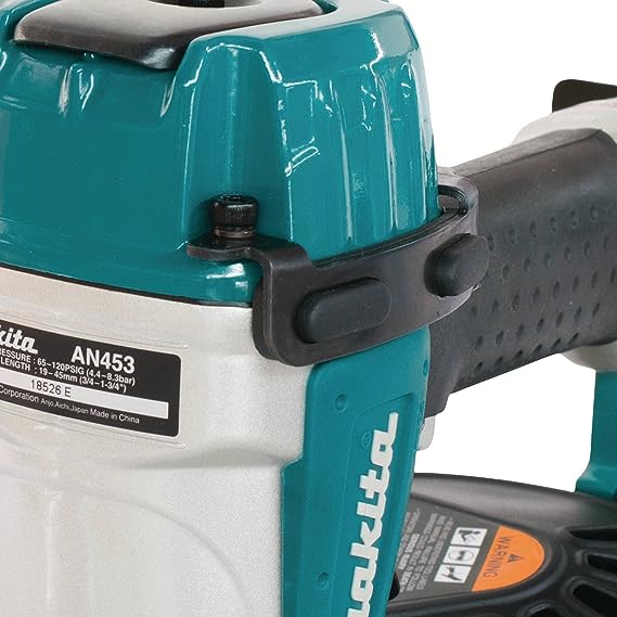 Makita 1 3/4 Inch Roofing Coil Nailer Factory Serviced