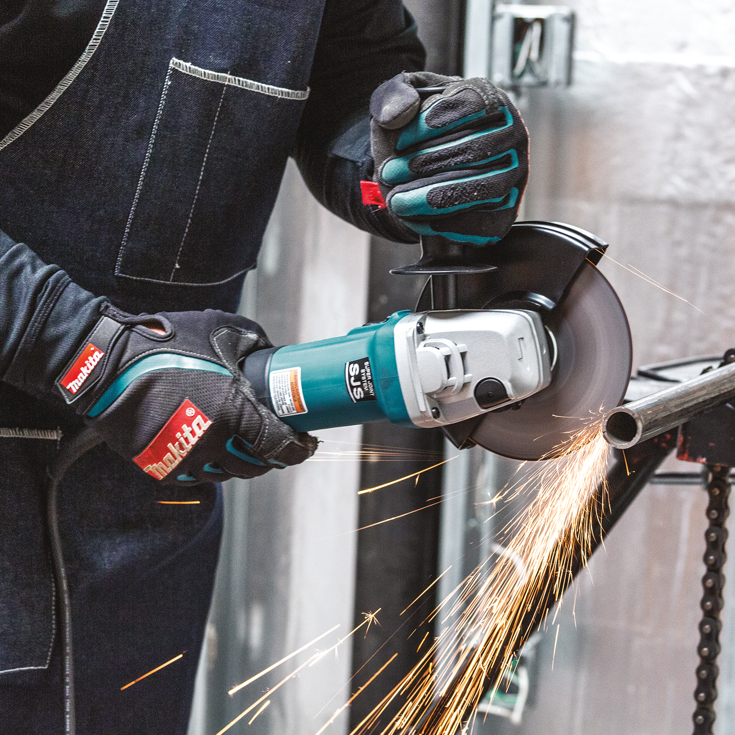 Makita 6in Variable Speen Cut Off Angle Grinder *Factory Serviced*