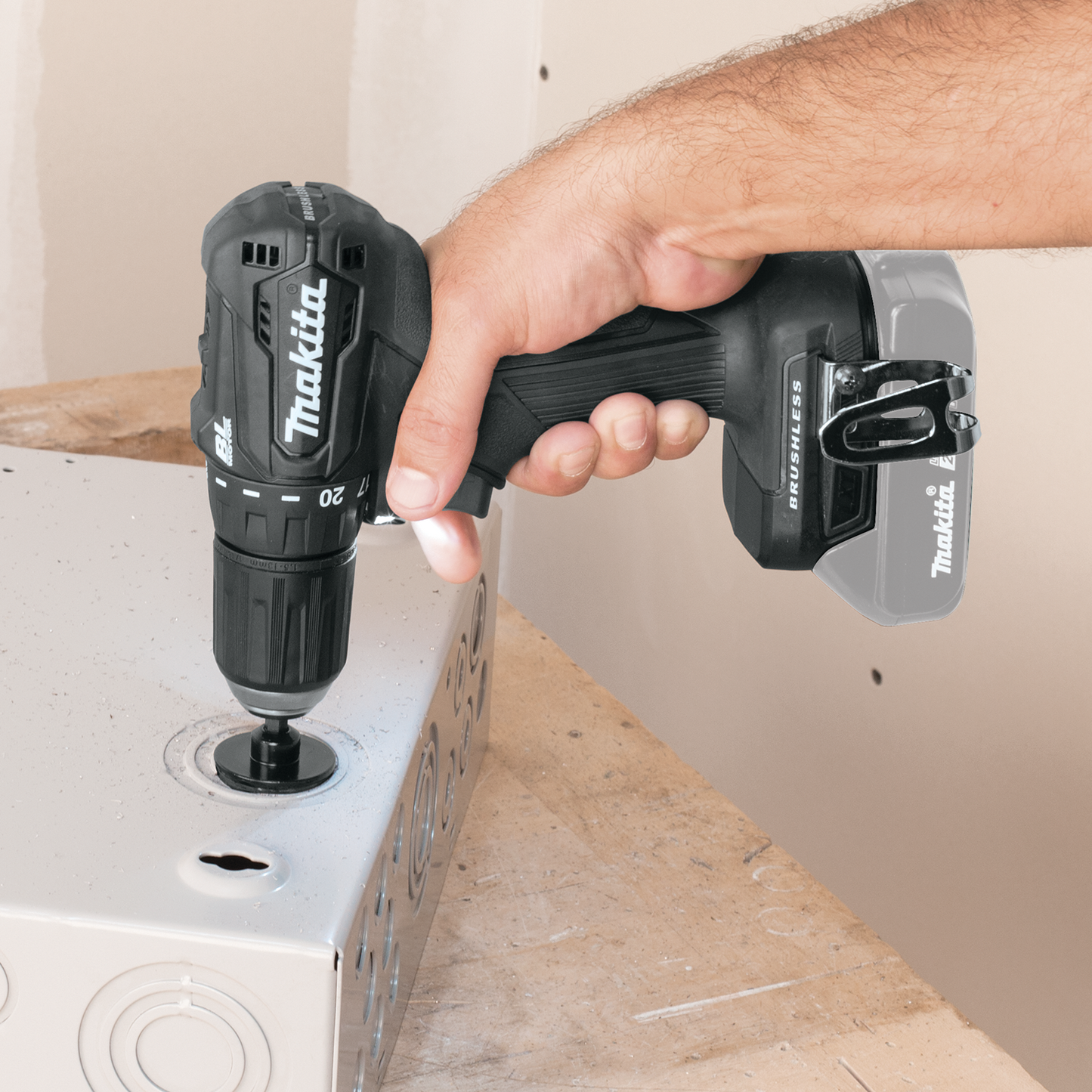 Makita 18 Volt LXT Lithium Ion Sub Compact Brushless Cordless 1/2 Inch Driver Drill Factory Serviced (Tool Only)