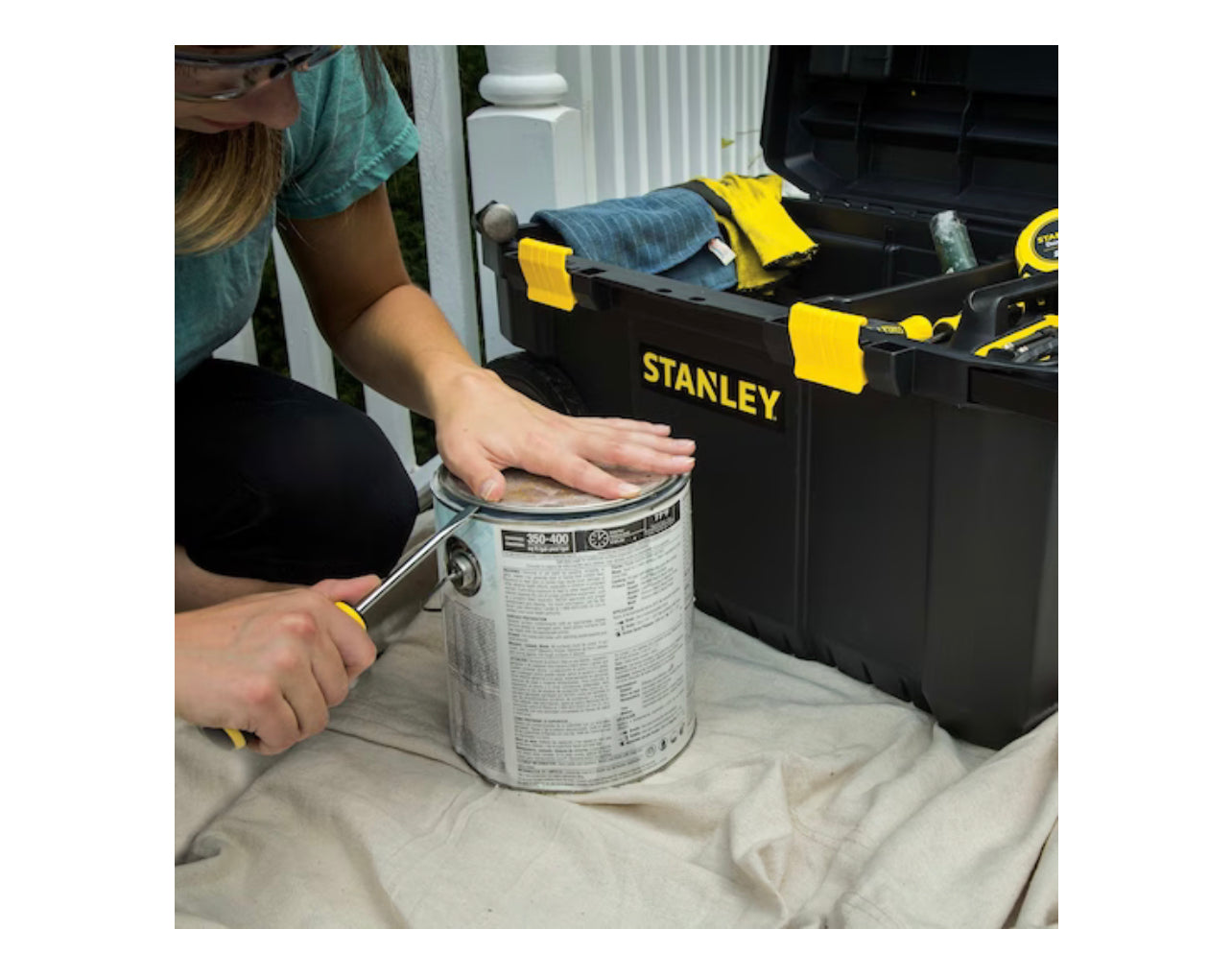Stanley 13 Gallon Mobile Storage Chest