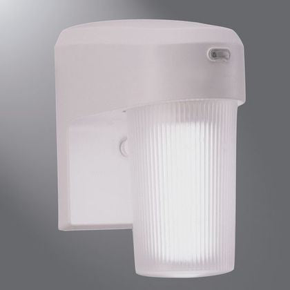 HALO Led Entry & Patio Light, White, 900 Lumens, 120-volt - Damaged Box