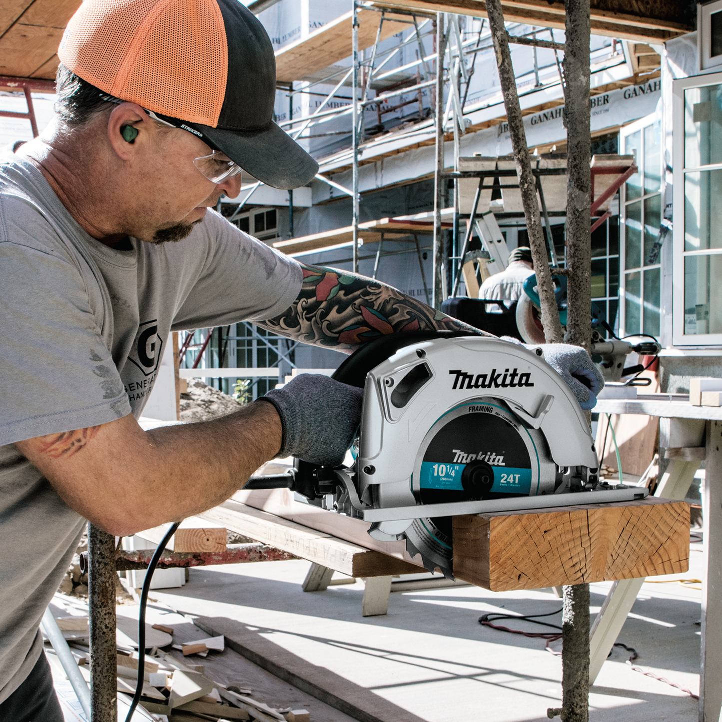 Makita 10 1/4 Inch Circular Saw With Electric Brake Factory Serviced