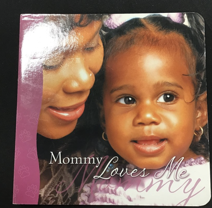 Mommy Loves Me Book-Childre-Tool Mart Inc.