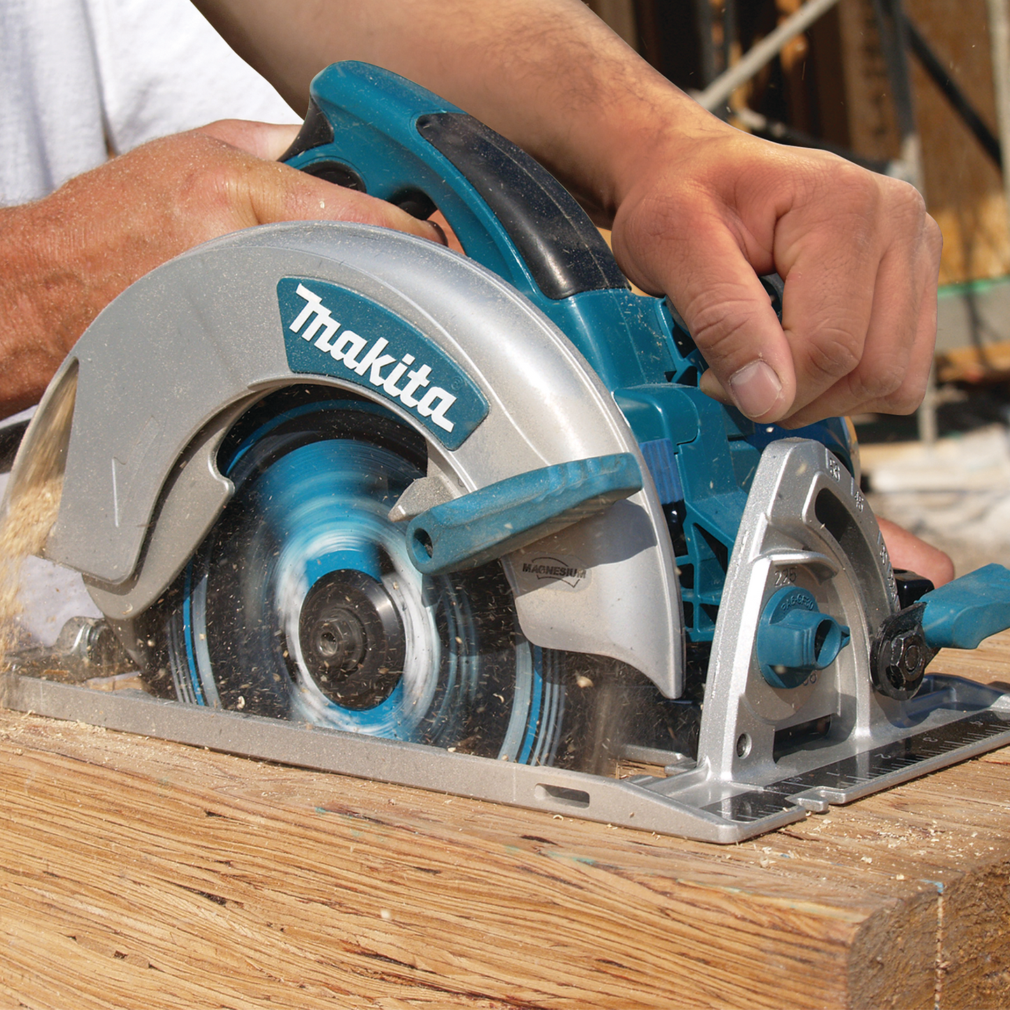 Makita Magnesium 7 1/4 Inch Circular Saw Recondtioned