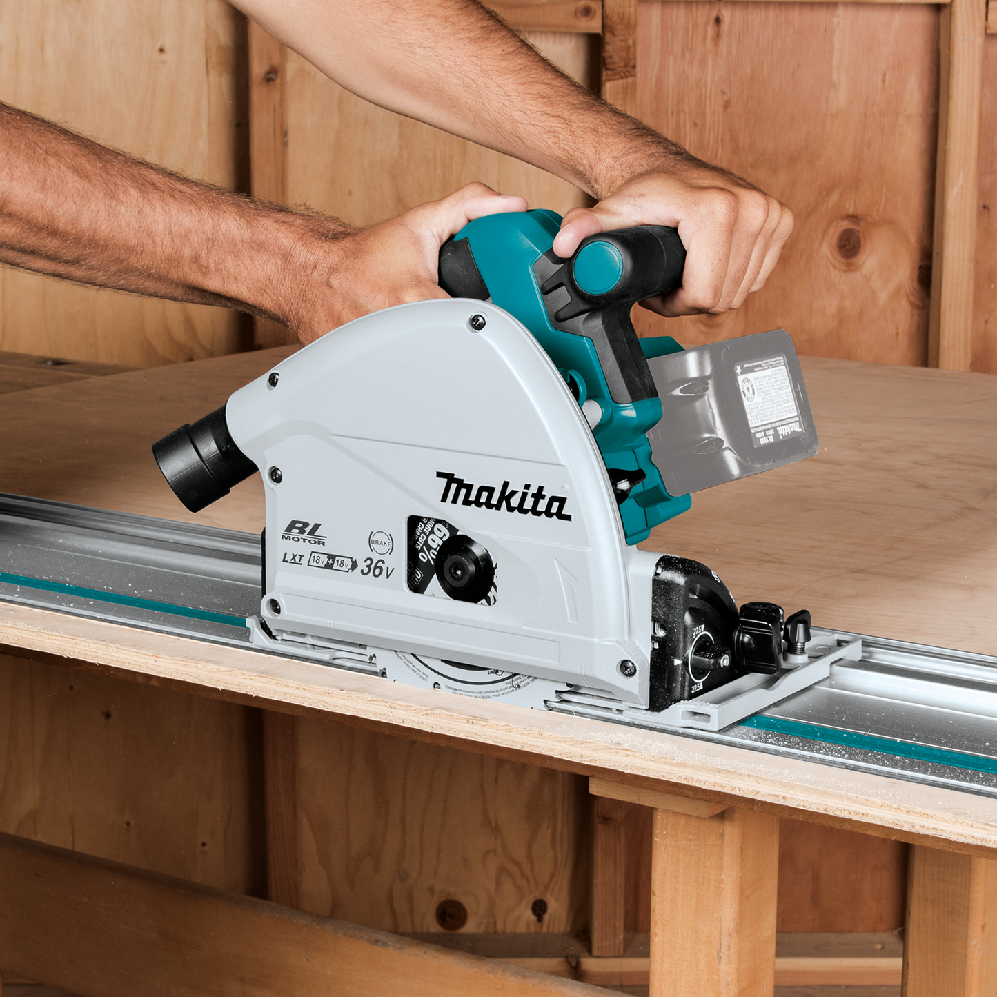 Makita 36 Volt (18V X2) Brushless 6 1/2 Inch Plunge Circular Saw Factory Serviced (Tool Only)