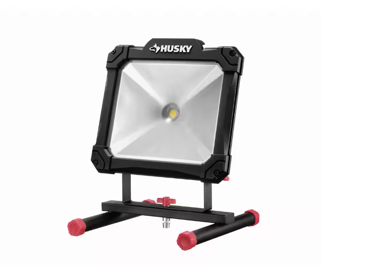 Husky 5000 Lumen LED Work Light Damaged Box