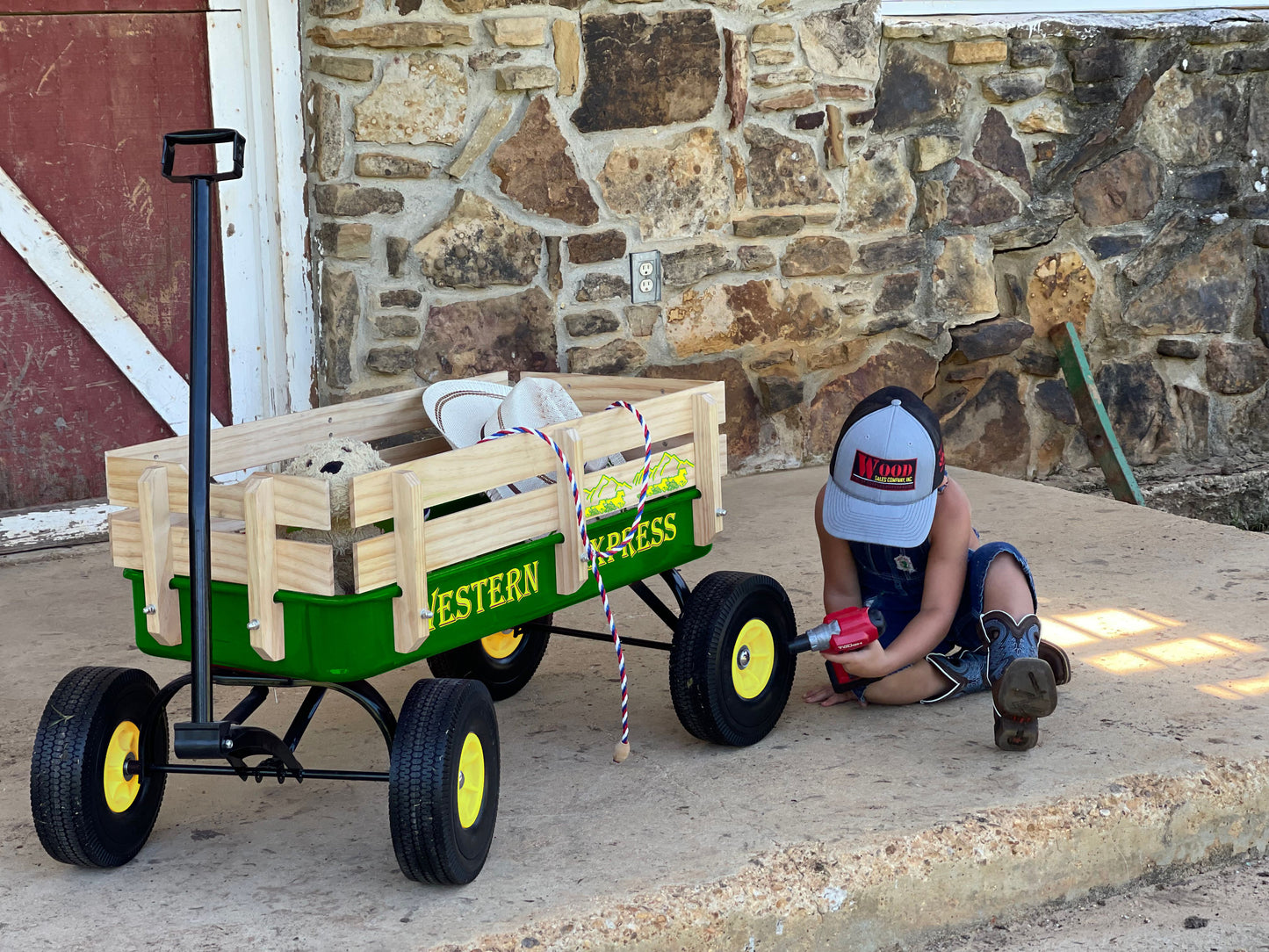 Western Express All Terrain Green Wagon