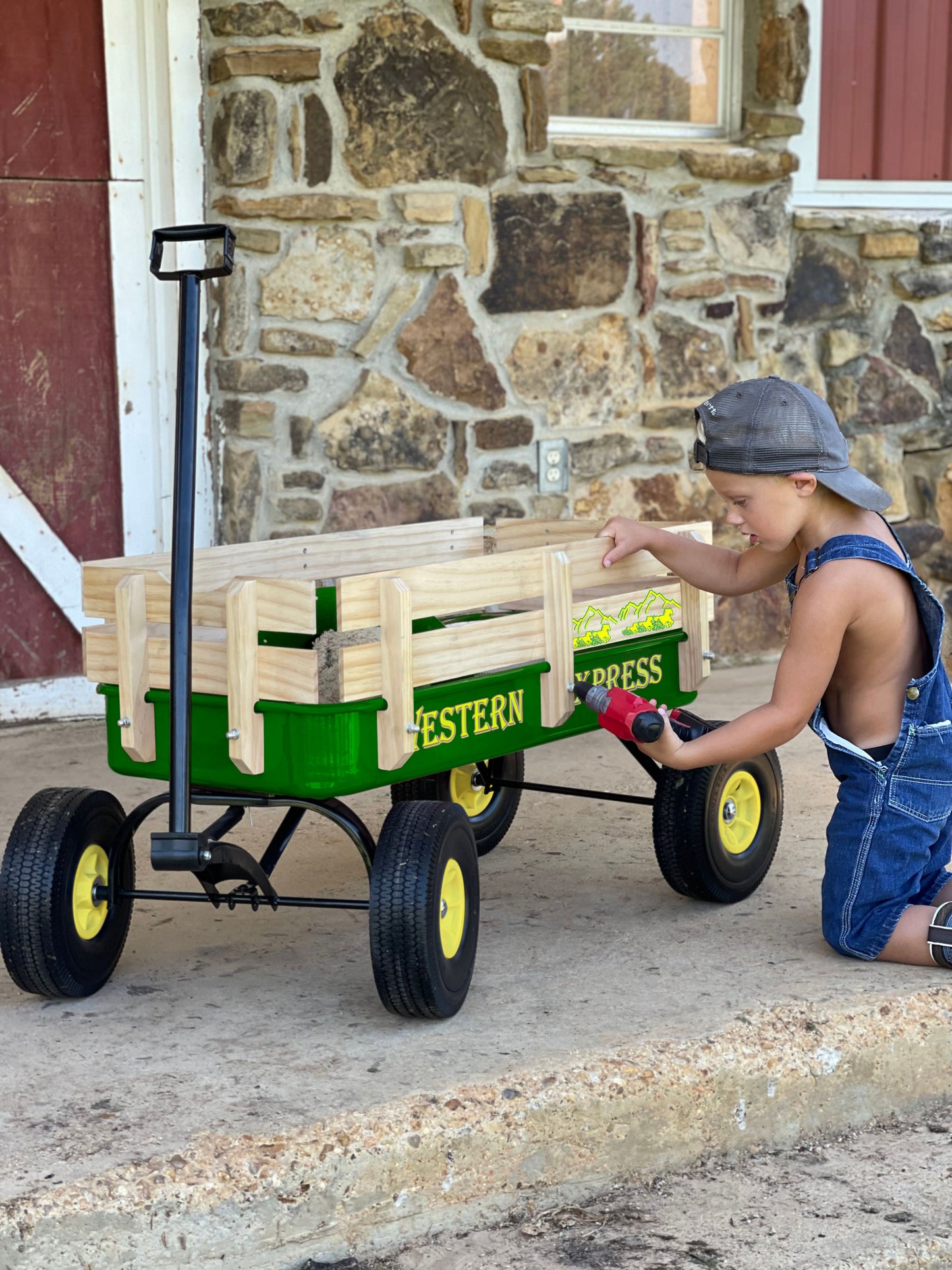 Western Express All Terrain Green Wagon