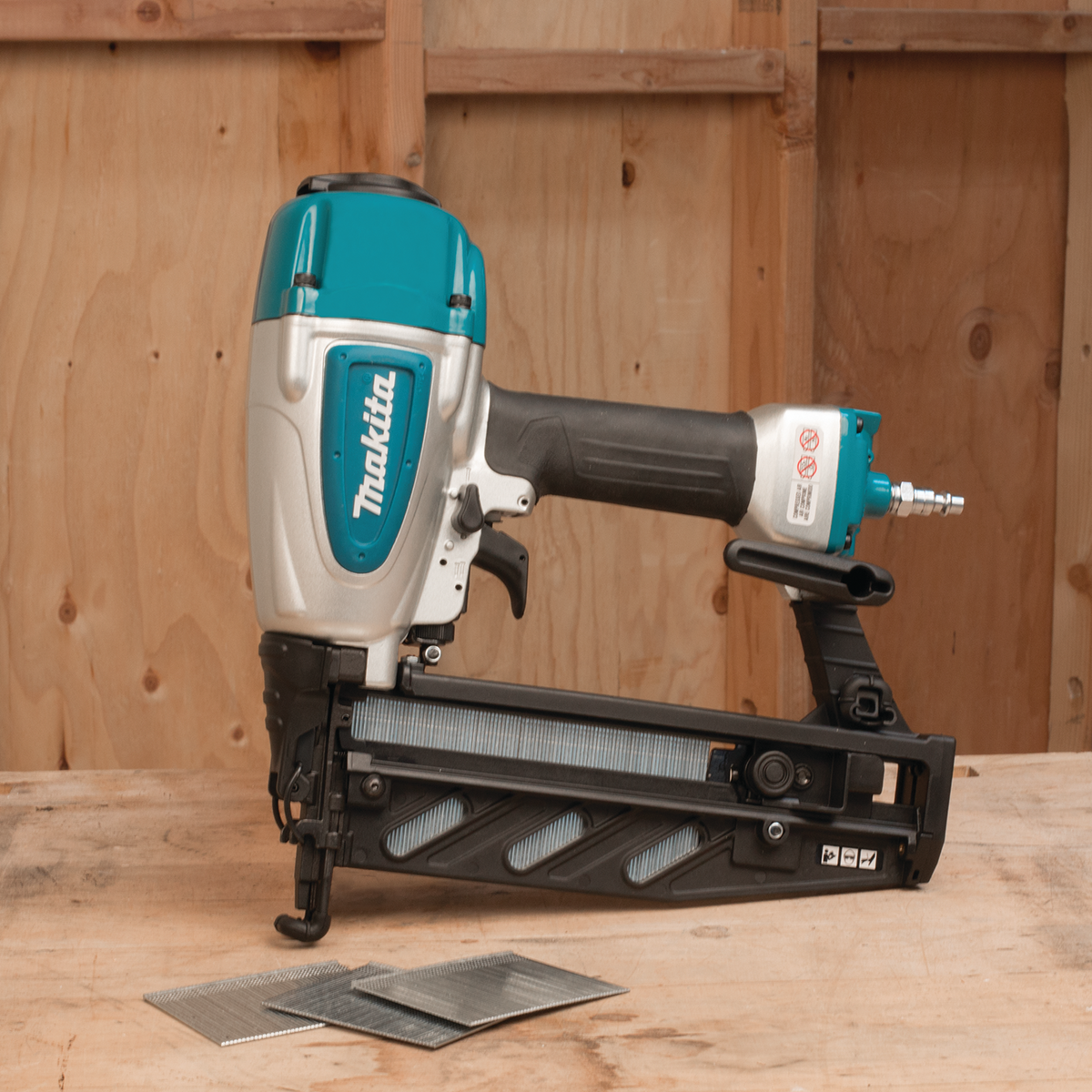 Makita 16 Gauge 2 1/2 Inch Straight Finish Nailer Factory Serviced