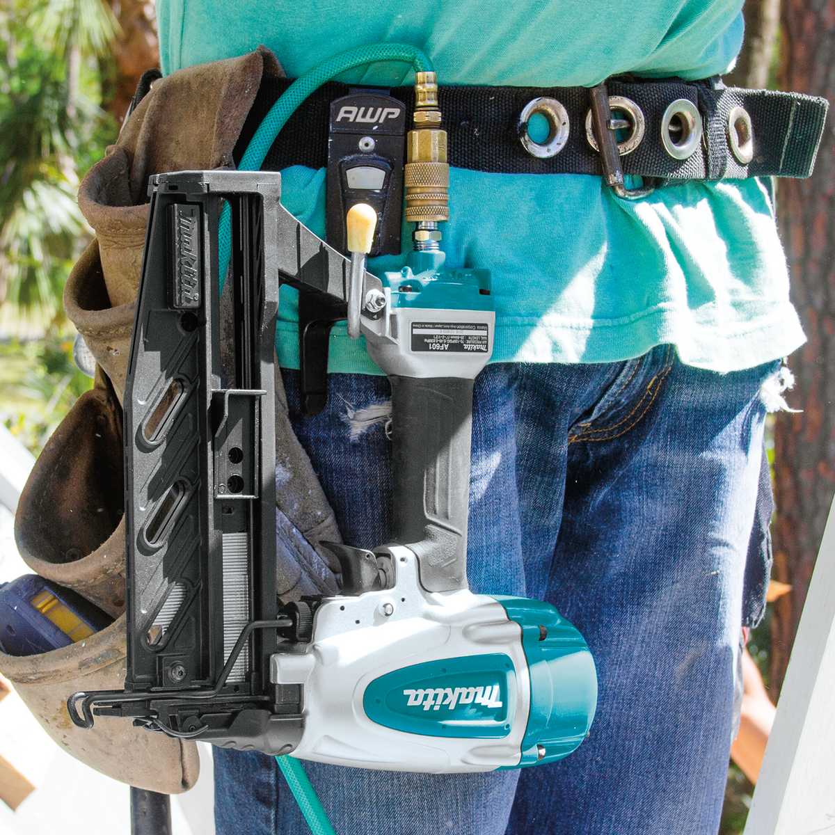 Makita 16 Gauge 2 1/2 Inch Straight Finish Nailer Factory Serviced