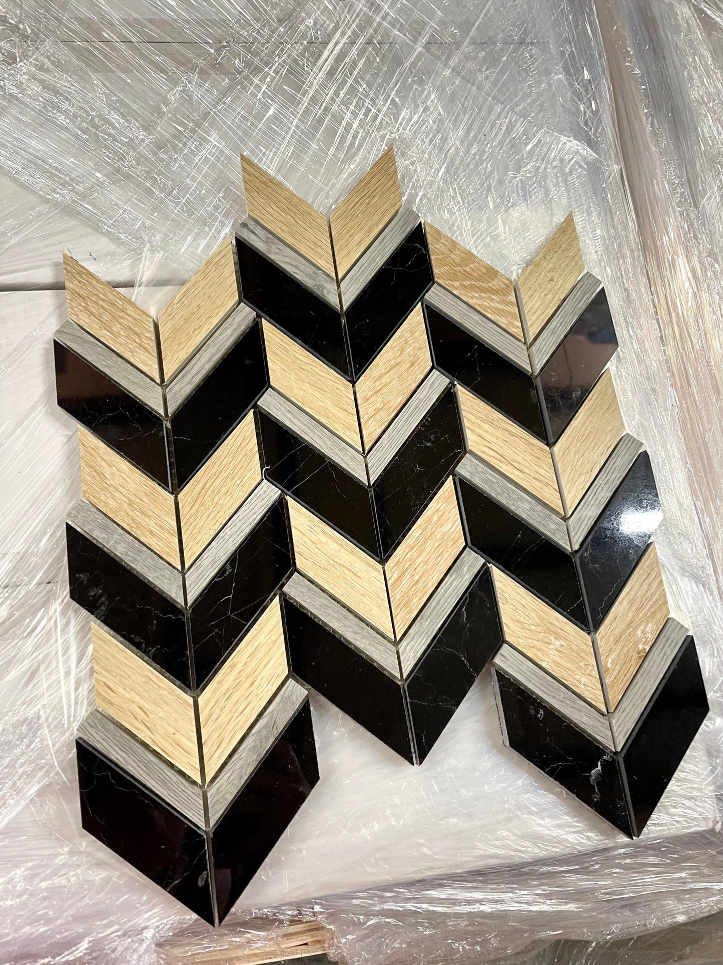 Soci Mosaic Tile Riser Pattern Bourbon Blend Tile (Sold By The Box)