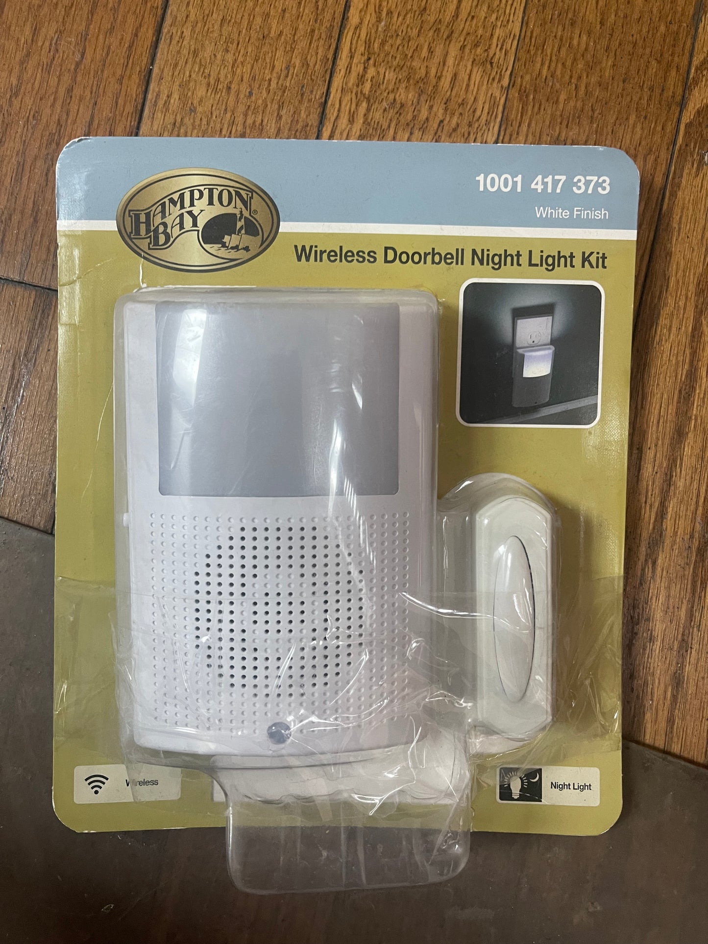 Hampton Bay Wireless Plug In Door Bell Night Light Kit Damaged Box