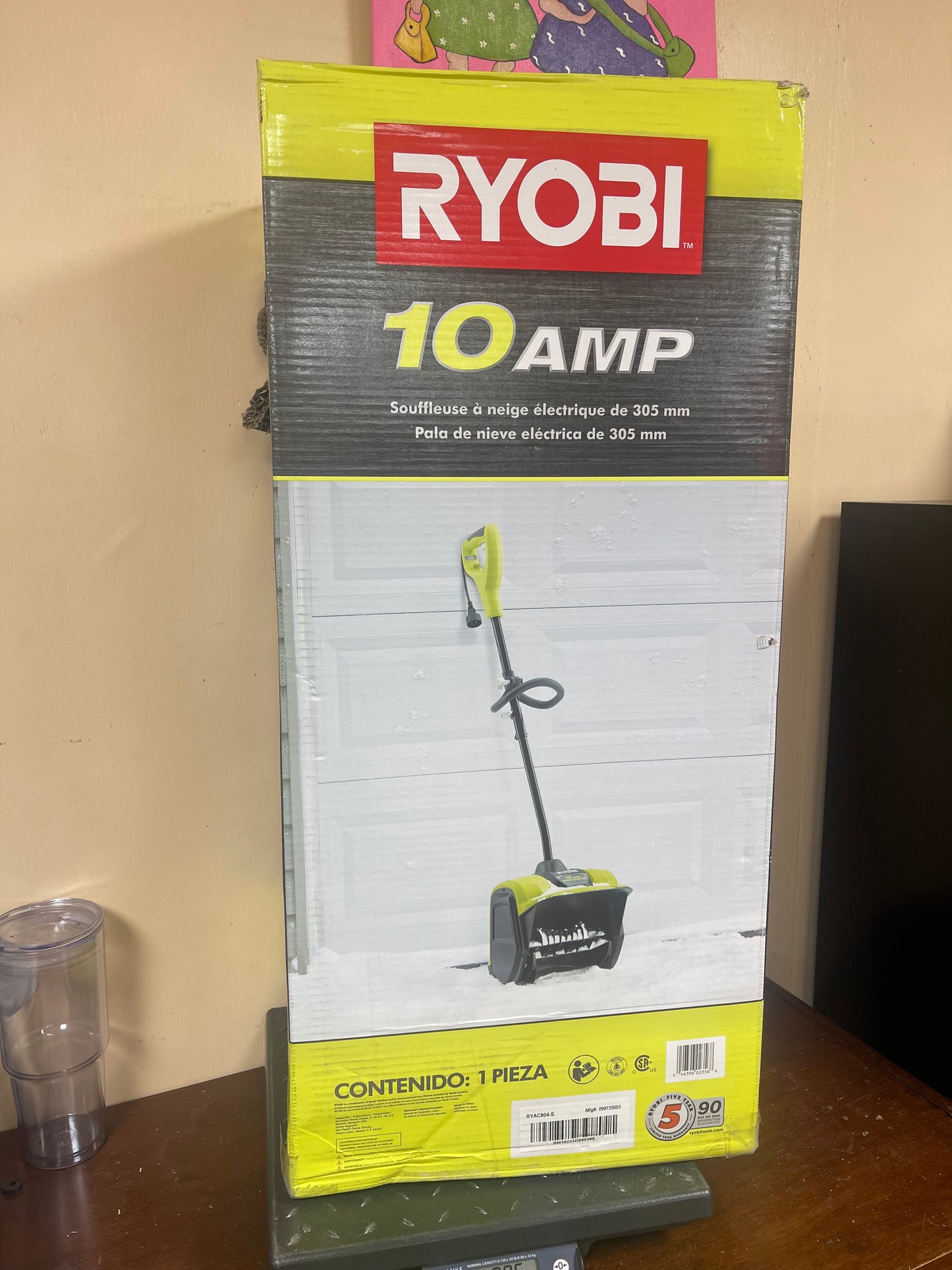 Ryobi 12 in. 10 Amp Corded Electric Snow Blower Shovel Damaged Box
