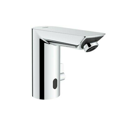 Grohe Battery Powered Single Hole Touchless Bathroom Faucet with Temperature Control Lever StarLight Chrome Damaged Box